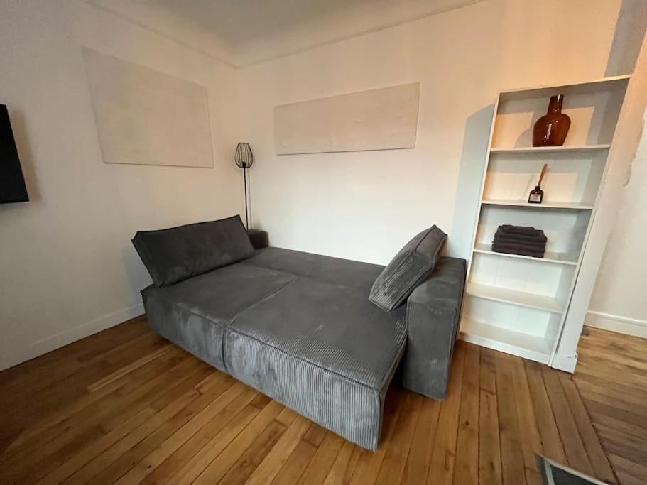 Central Typical Parisian Studio Ngoại thất bức ảnh